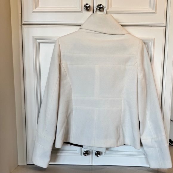 Elegant Cream Wool-Blend Peacoat – Size M - Picture 2 of 2